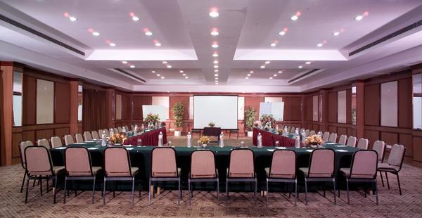 Eagleton - The Golf Resort Bidadi Luaran gambar