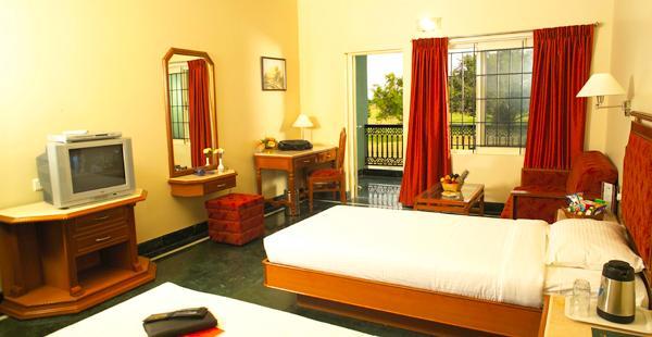 Eagleton - The Golf Resort Bidadi Luaran gambar