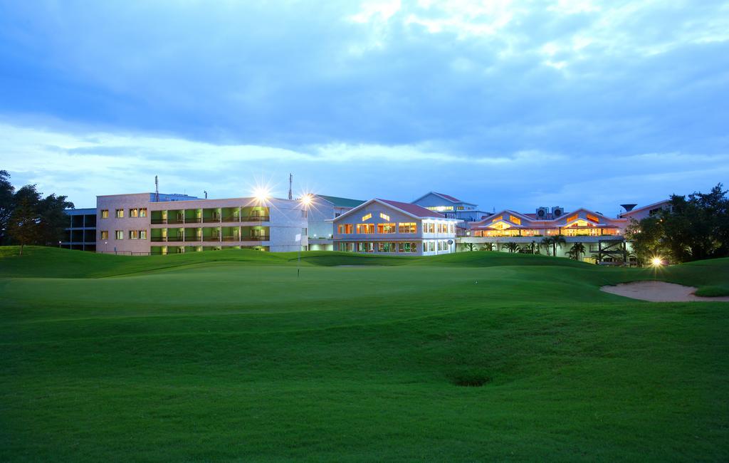 Eagleton - The Golf Resort Bidadi Luaran gambar